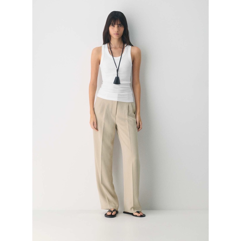 nwot Wilfred Effortless cropped Marcona beige? 00 short